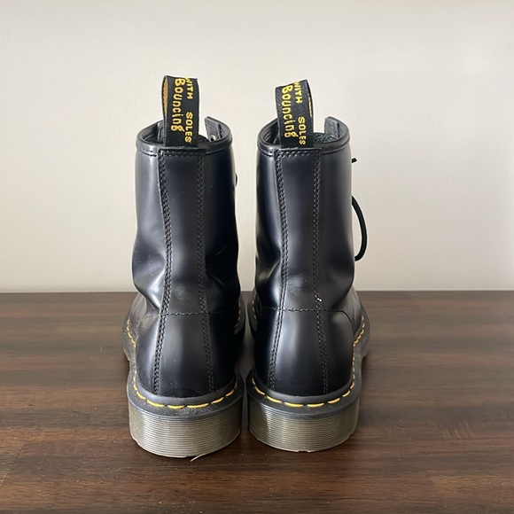 Doc Martens - Picture 2 of 2